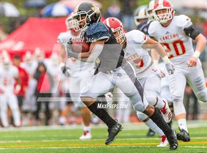 Thumbnail 2 in Orange Lutheran @ JSerra Catholic photogallery.