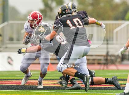 Thumbnail 2 in Orange Lutheran @ JSerra Catholic photogallery.