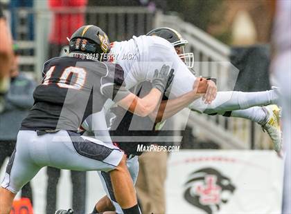 Thumbnail 3 in Orange Lutheran @ JSerra Catholic photogallery.