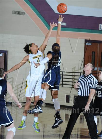 Thumbnail 1 in Dr. Phillips vs. Rock Bridge (Nike Tournament of Champions) photogallery.