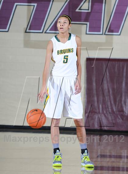 Thumbnail 2 in Dr. Phillips vs. Rock Bridge (Nike Tournament of Champions) photogallery.