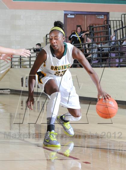 Thumbnail 2 in Dr. Phillips vs. Rock Bridge (Nike Tournament of Champions) photogallery.