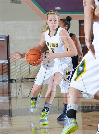 Thumbnail 3 in Dr. Phillips vs. Rock Bridge (Nike Tournament of Champions) photogallery.
