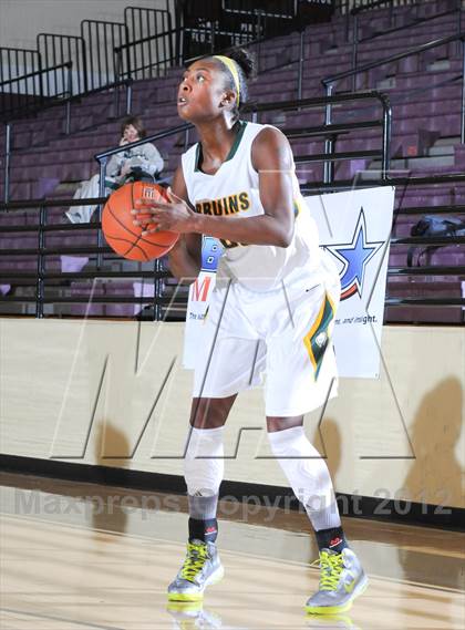 Thumbnail 1 in Dr. Phillips vs. Rock Bridge (Nike Tournament of Champions) photogallery.