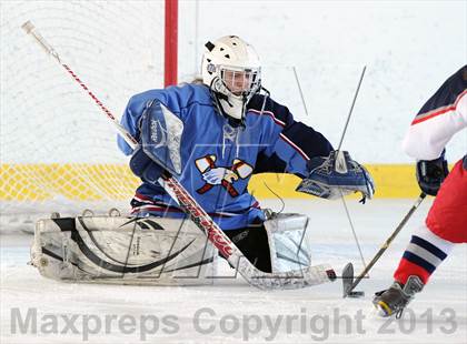 Thumbnail 3 in East Catholic vs. Hall/Conard (Pioneer Valley Winter Classic) photogallery.
