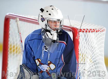 Thumbnail 3 in East Catholic vs. Hall/Conard (Pioneer Valley Winter Classic) photogallery.