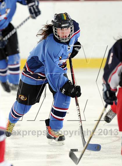 Thumbnail 2 in East Catholic vs. Hall/Conard (Pioneer Valley Winter Classic) photogallery.