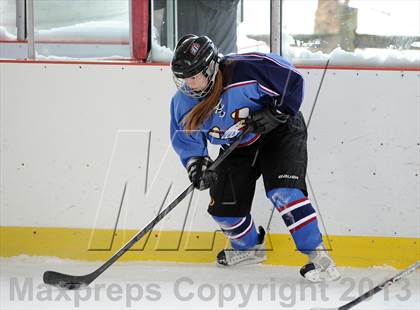 Thumbnail 2 in East Catholic vs. Hall/Conard (Pioneer Valley Winter Classic) photogallery.