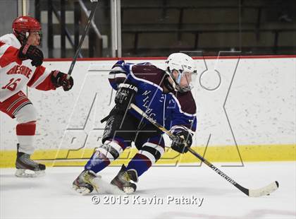 Thumbnail 3 in Suffield/Granby/Windsor Locks vs. Cheshire photogallery.