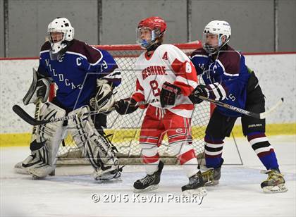 Thumbnail 3 in Suffield/Granby/Windsor Locks vs. Cheshire photogallery.