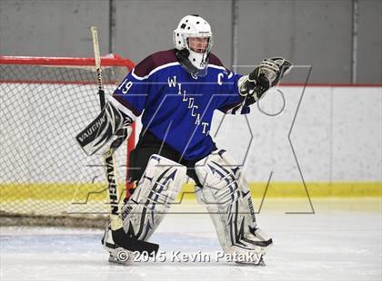 Thumbnail 2 in Suffield/Granby/Windsor Locks vs. Cheshire photogallery.