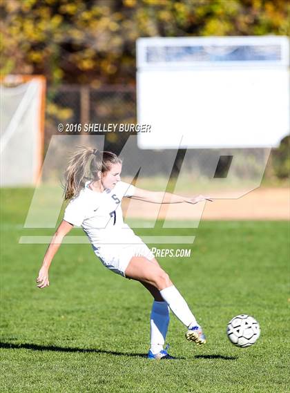 Thumbnail 2 in Staples vs Norwich Free Academy photogallery.
