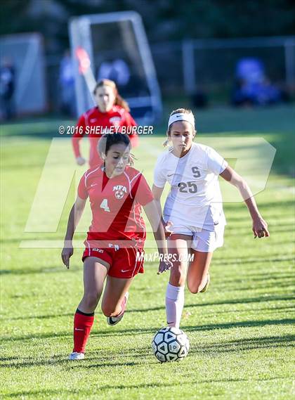 Thumbnail 2 in Staples vs Norwich Free Academy photogallery.