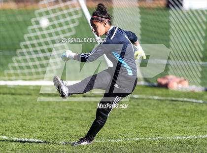 Thumbnail 3 in Staples vs Norwich Free Academy photogallery.