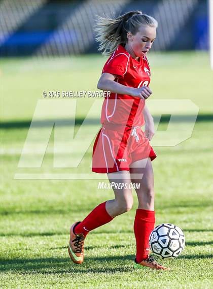 Thumbnail 2 in Staples vs Norwich Free Academy photogallery.