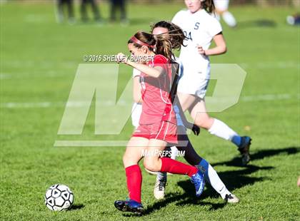 Thumbnail 2 in Staples vs Norwich Free Academy photogallery.