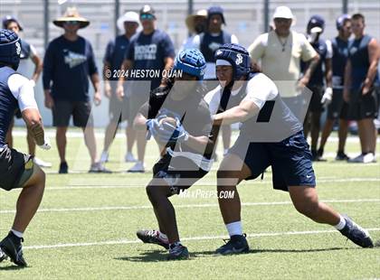 Thumbnail 2 in St. John Bosco vs. Serra (Brave 8 Invitational) photogallery.