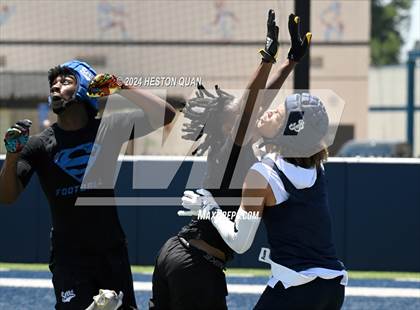Thumbnail 3 in St. John Bosco vs. Serra (Brave 8 Invitational) photogallery.