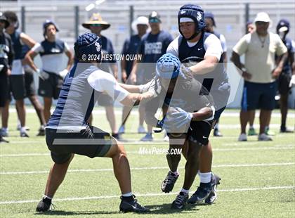 Thumbnail 3 in St. John Bosco vs. Serra (Brave 8 Invitational) photogallery.