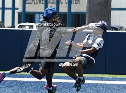 Thumbnail 2 in St. John Bosco vs. Serra (Brave 8 Invitational) photogallery.