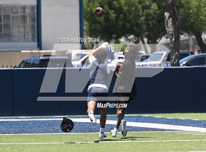 Thumbnail 2 in St. John Bosco vs. Serra (Brave 8 Invitational) photogallery.
