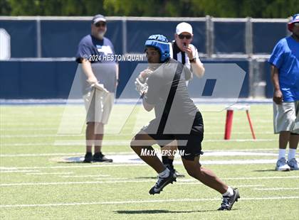 Thumbnail 3 in St. John Bosco vs. Serra (Brave 8 Invitational) photogallery.
