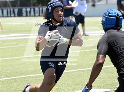 Thumbnail 1 in St. John Bosco vs. Serra (Brave 8 Invitational) photogallery.