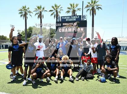 Thumbnail 2 in St. John Bosco vs. Serra (Brave 8 Invitational) photogallery.