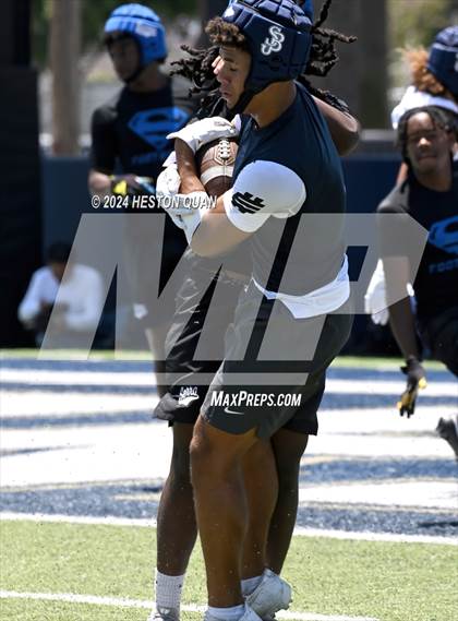 Thumbnail 1 in St. John Bosco vs. Serra (Brave 8 Invitational) photogallery.