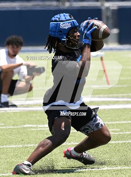 Thumbnail 1 in St. John Bosco vs. Serra (Brave 8 Invitational) photogallery.