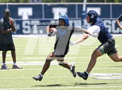 Thumbnail 3 in St. John Bosco vs. Serra (Brave 8 Invitational) photogallery.