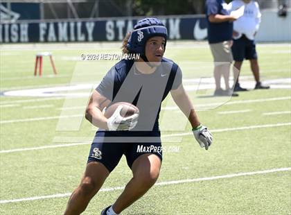 Thumbnail 3 in St. John Bosco vs. Serra (Brave 8 Invitational) photogallery.