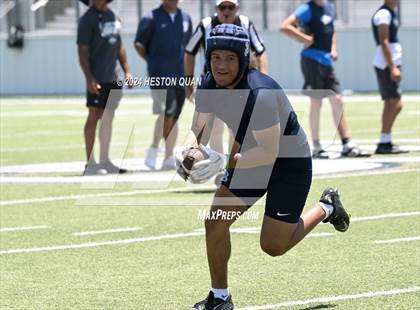 Thumbnail 3 in St. John Bosco vs. Serra (Brave 8 Invitational) photogallery.