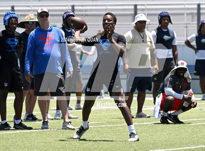 Thumbnail 1 in St. John Bosco vs. Serra (Brave 8 Invitational) photogallery.