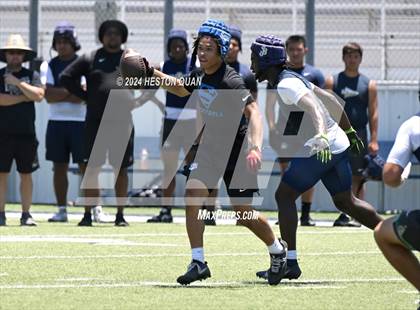 Thumbnail 1 in St. John Bosco vs. Serra (Brave 8 Invitational) photogallery.