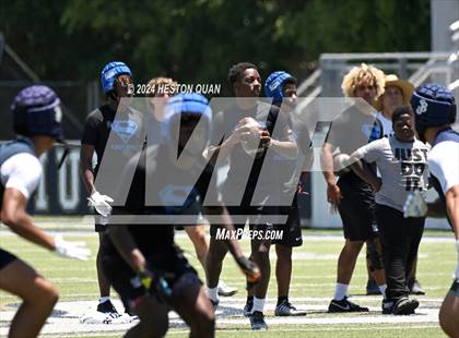 Thumbnail 3 in St. John Bosco vs. Serra (Brave 8 Invitational) photogallery.