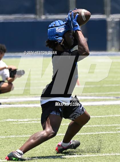 Thumbnail 3 in St. John Bosco vs. Serra (Brave 8 Invitational) photogallery.