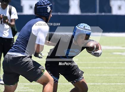 Thumbnail 1 in St. John Bosco vs. Serra (Brave 8 Invitational) photogallery.