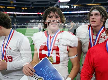 Thumbnail 3 in Albany vs. Mart (UIL Football 2A D2 Final Medal Ceremony) photogallery.