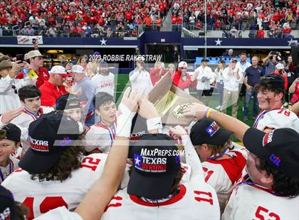 Thumbnail 1 in Albany vs. Mart (UIL Football 2A D2 Final Medal Ceremony) photogallery.
