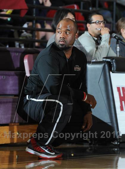 Thumbnail 2 in Long Beach Poly vs. St. Mary's (Nike Tournament of Champions) photogallery.