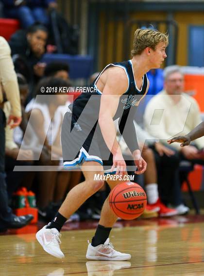 Thumbnail 2 in Apollo vs. Highland (McClintock Holiday Shootout) photogallery.