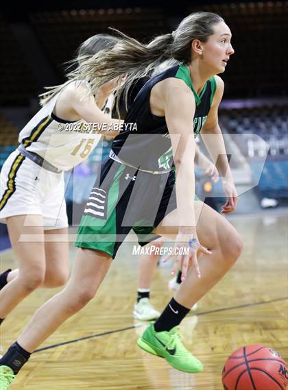 Thumbnail 2 in Arapahoe vs Fossil Ridge (CHSAA 5A Great 8) photogallery.