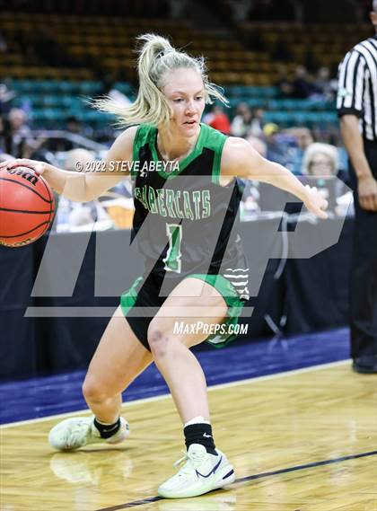 Thumbnail 3 in Arapahoe vs Fossil Ridge (CHSAA 5A Great 8) photogallery.