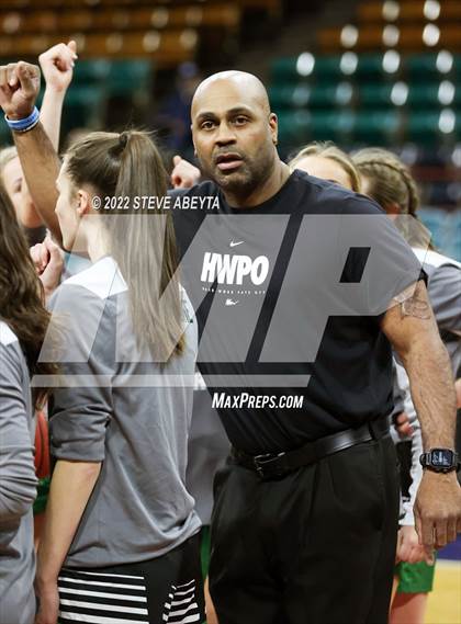 Thumbnail 3 in Arapahoe vs Fossil Ridge (CHSAA 5A Great 8) photogallery.