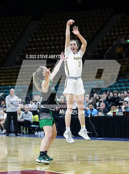 Thumbnail 2 in Arapahoe vs Fossil Ridge (CHSAA 5A Great 8) photogallery.