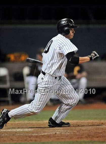 Thumbnail 3 in El Dorado vs. Crespi (Diamond Sports National Classic) photogallery.