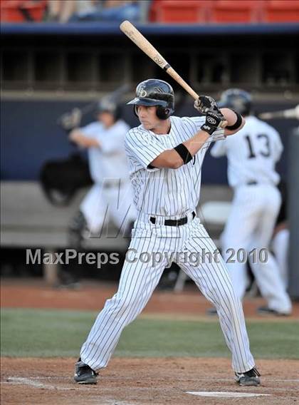 Thumbnail 3 in El Dorado vs. Crespi (Diamond Sports National Classic) photogallery.