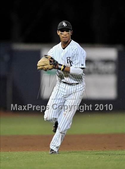 Thumbnail 3 in El Dorado vs. Crespi (Diamond Sports National Classic) photogallery.