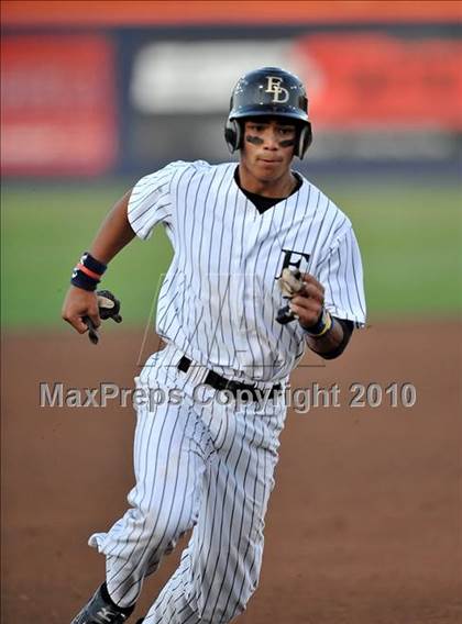 Thumbnail 1 in El Dorado vs. Crespi (Diamond Sports National Classic) photogallery.